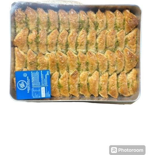 Laziz Sweets Turkish Baklava (13)